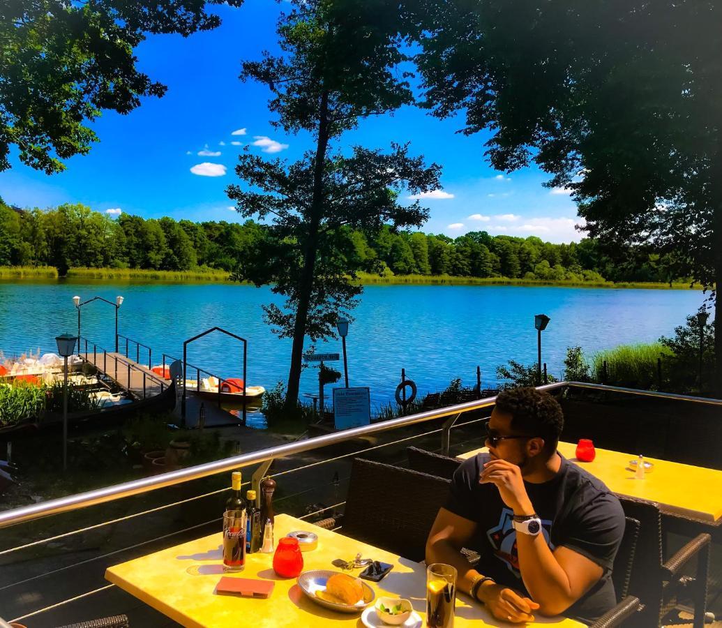 "Casa20200" 2 X Apartments Je 150Qm Fuer Business, Familien, Gruppen, Handwerker 15Min Von Berlin, Erdbeerhof, Outlet B5, 5Min Vom See Falkensee !! 2 Apartment Each 150Qm For Business , Families 15Min From Berlin!! Екстериор снимка