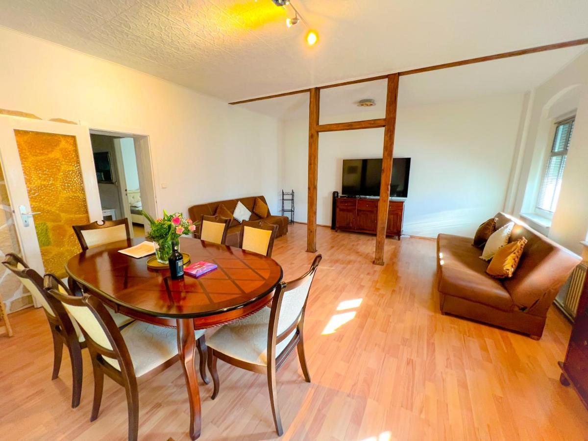 "Casa20200" 2 X Apartments Je 150Qm Fuer Business, Familien, Gruppen, Handwerker 15Min Von Berlin, Erdbeerhof, Outlet B5, 5Min Vom See Falkensee !! 2 Apartment Each 150Qm For Business , Families 15Min From Berlin!! Екстериор снимка