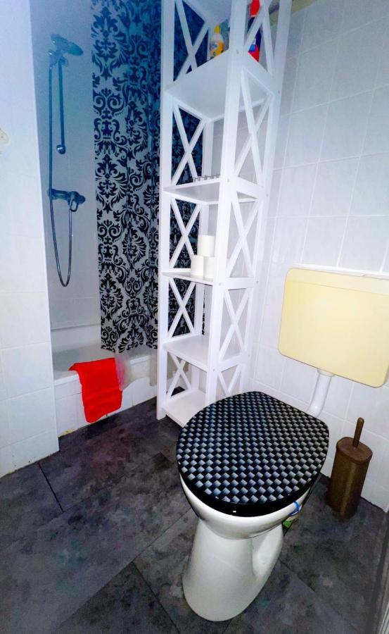 "Casa20200" 2 X Apartments Je 150Qm Fuer Business, Familien, Gruppen, Handwerker 15Min Von Berlin, Erdbeerhof, Outlet B5, 5Min Vom See Falkensee !! 2 Apartment Each 150Qm For Business , Families 15Min From Berlin!! Екстериор снимка
